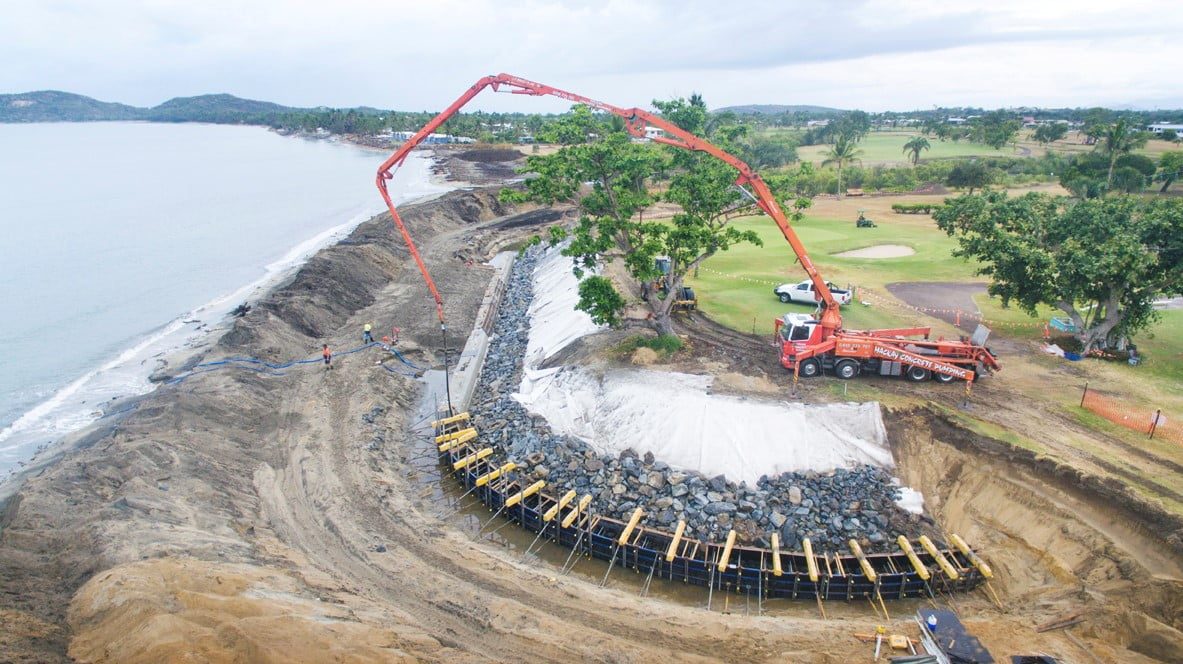 Large Crane For Beachside Project — Hillery Group in Richmond Road Bowen, QLD